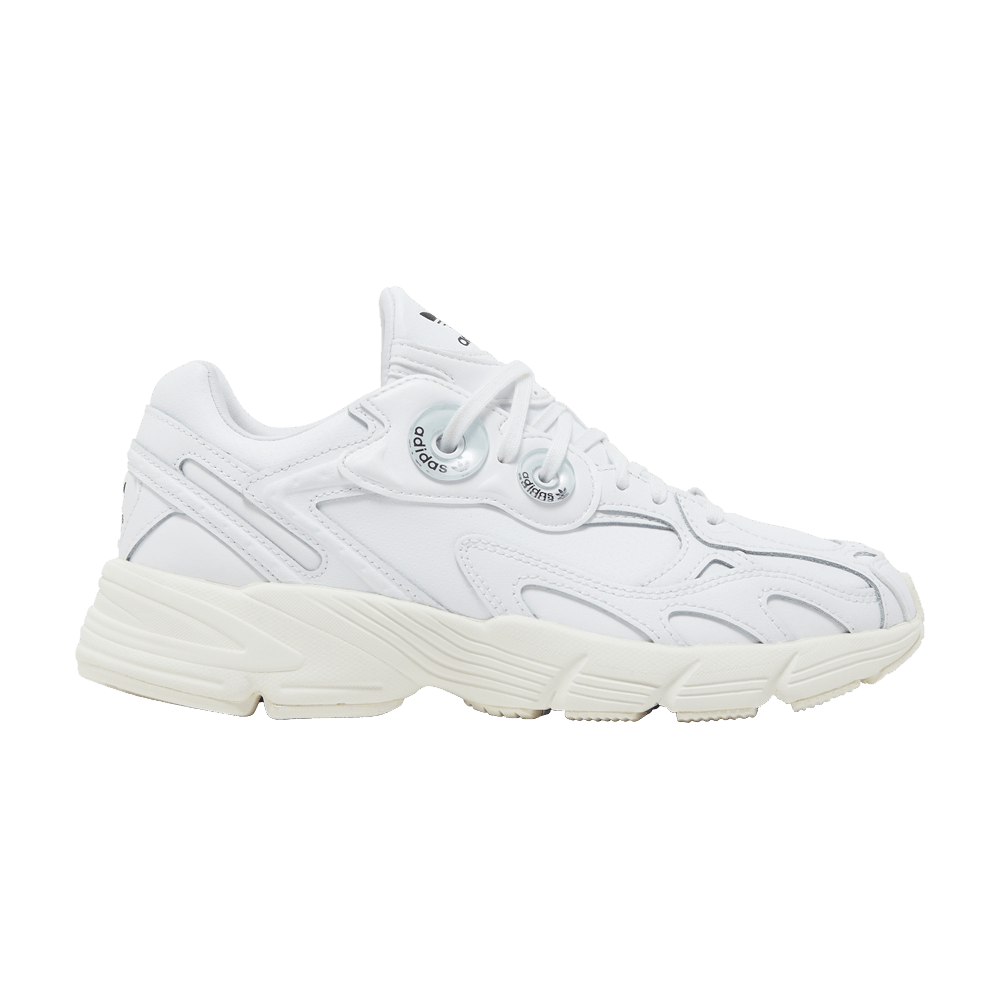 wmns-astir-triple-white-gx8549