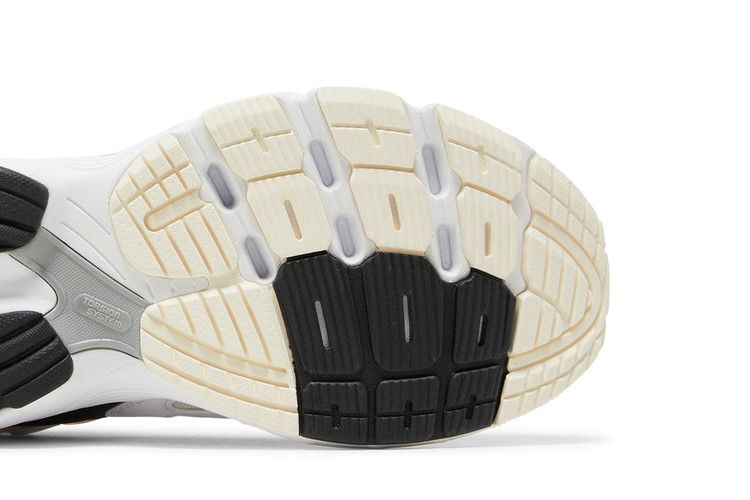 Кроссовки adidas Wmns Astir 'White Black'