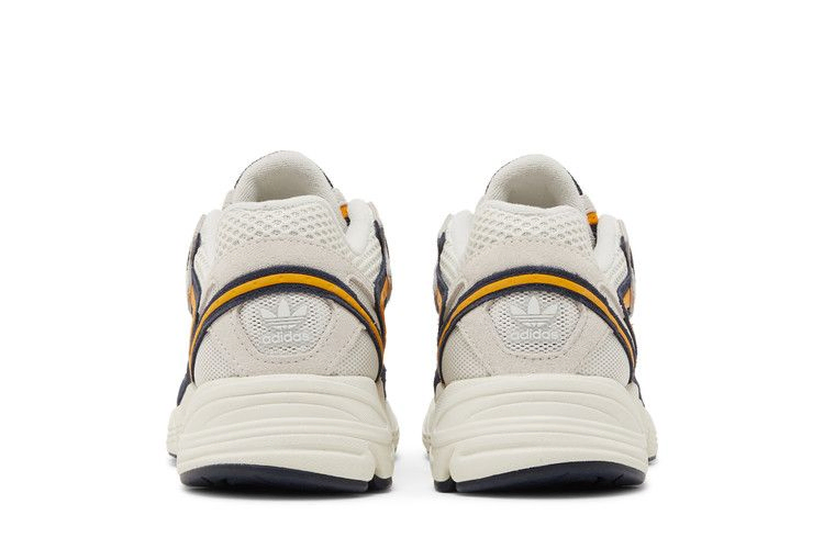 Кроссовки adidas Wmns Astir 'White Legend Ink'