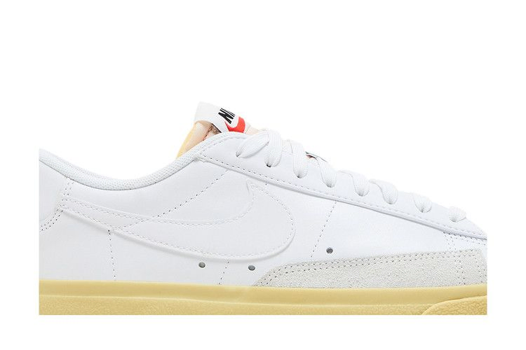 Кроссовки Nike Wmns Blazer Low Platform 'White Lemon Wash'