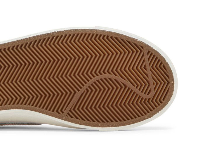 Кроссовки Nike Wmns Blazer Mid '77 'White Peach'