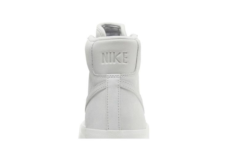 Кроссовки Nike Wmns Blazer Mid Premium 'Photon Dust'