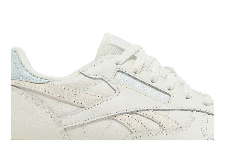 Кроссовки Reebok Wmns Classic Leather SP 'Chalk Glass Blue'