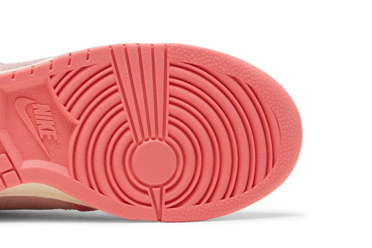 Кроссовки Nike Wmns Dunk High 'Hoops'