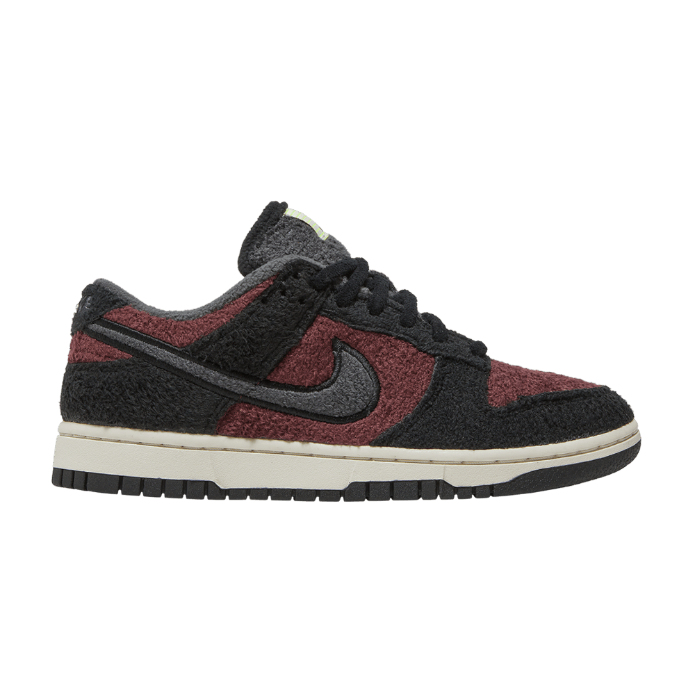 wmns-dunk-low-se-fleece-burgundy-crush-dq7579-600