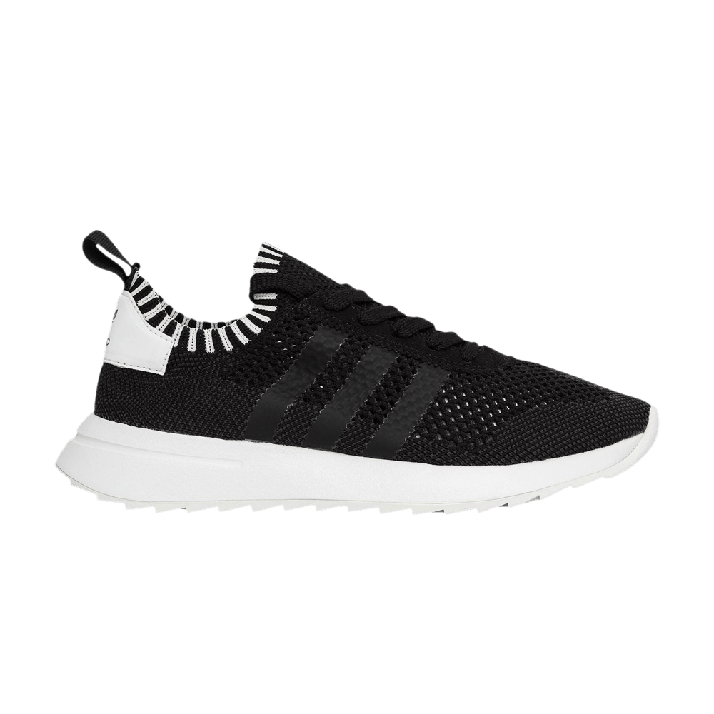 wmns-flashback-primeknit-black-white-by2791