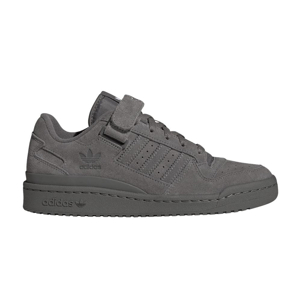 wmns-forum-low-triple-grey-hq6279