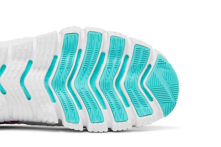 Кроссовки Nike Wmns Free Metcon 4 'Graffiti Graphics'