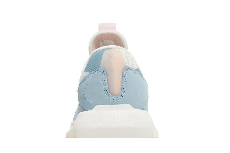 Кроссовки Air Jordan Wmns Jordan Air 200E 'Worn Blue'