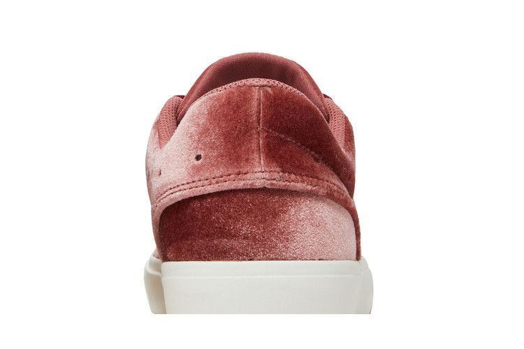 Кроссовки Air Jordan Wmns Jordan Series.05 SE Low 'Rose Velvet'