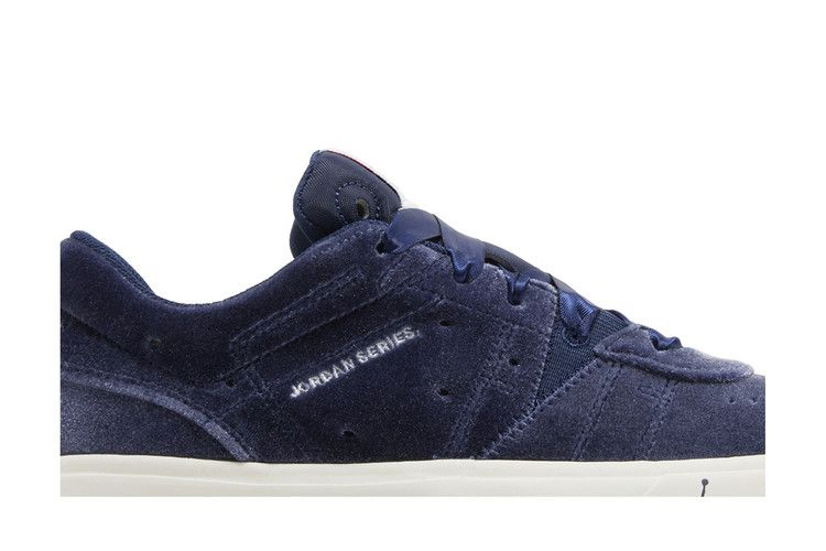 Кроссовки Air Jordan Wmns Jordan Series.05 SE 'Navy Velvet'
