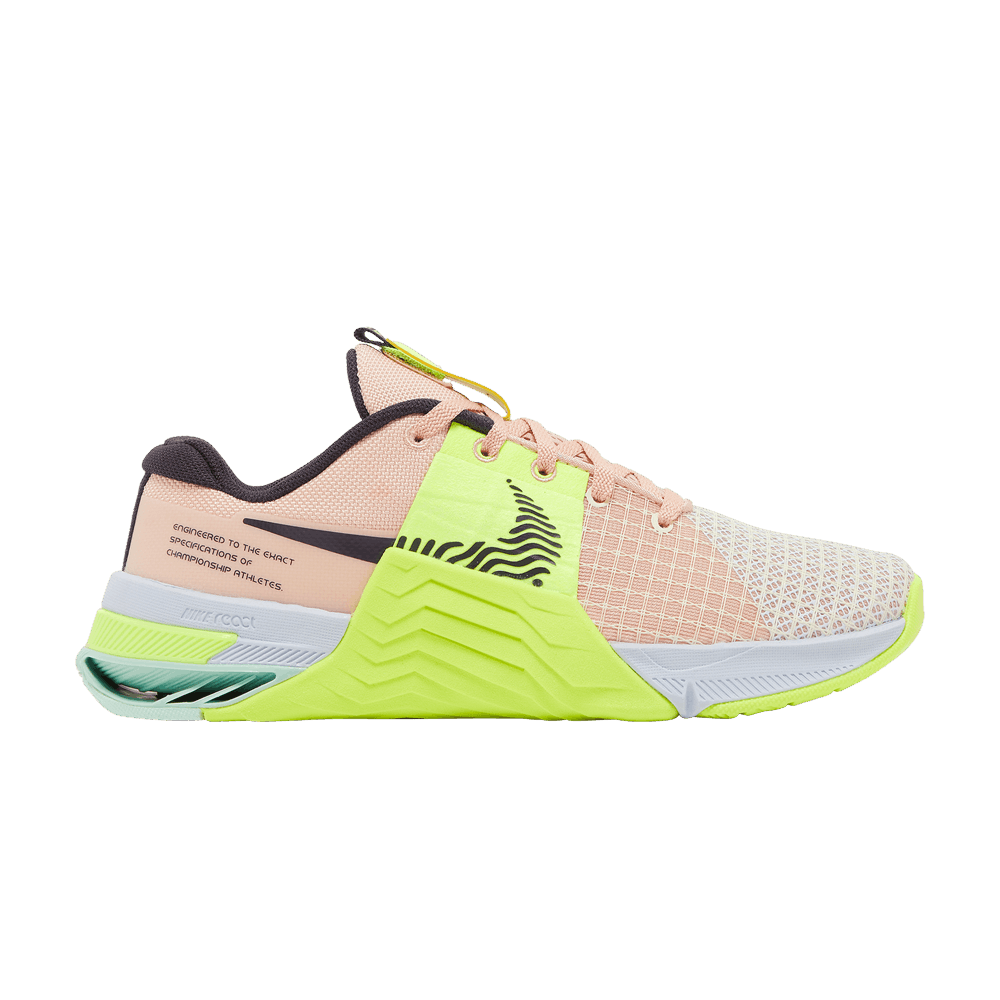 wmns-metcon-8-arctic-orange-volt-do9327-800