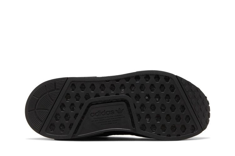 Кроссовки adidas Wmns NMD_R1 'Triple Black'