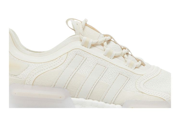 Кроссовки adidas Wmns NMD_R1 V3 'Cloud White Magic Beige'