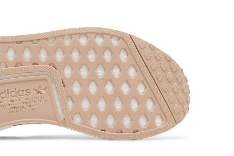 Кроссовки adidas Wmns NMD_R1 'White Ash Pearl'