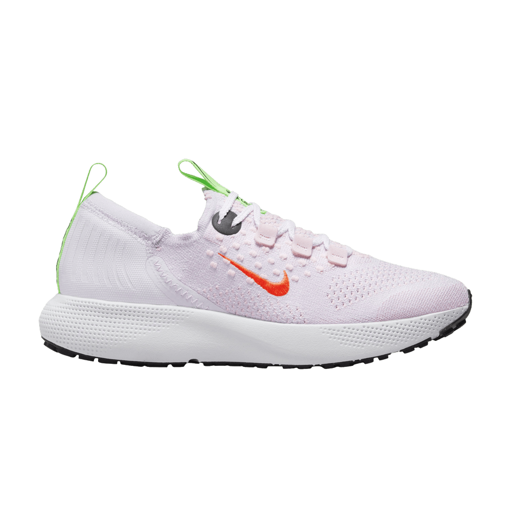 wmns-react-escape-run-flyknit-barely-grape-bright-crimson-dc4269-500