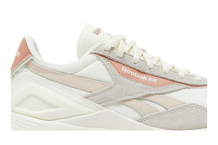Кроссовки Wmns Reebok Classic Legacy AZ 'Soft Ecru'