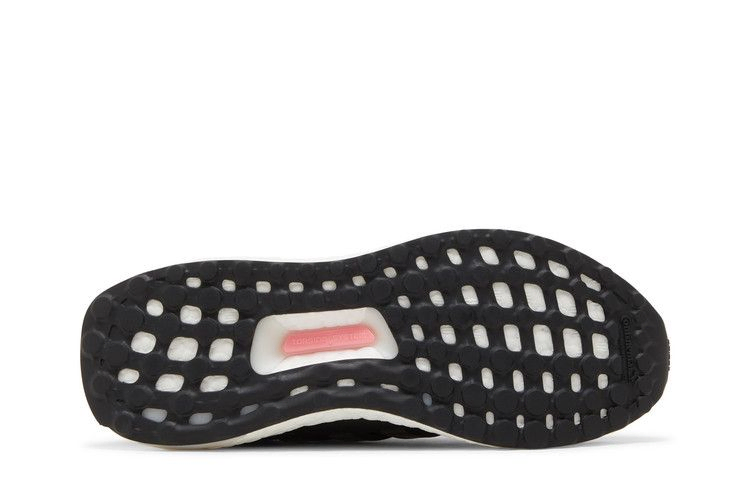 Кроссовки adidas Wmns UltraBoost 5.0 DNA 'Black White'