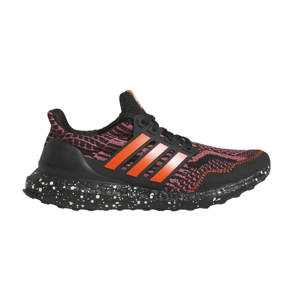 wmns-ultraboost-5-0-dna-black-wonder-red-speckled-gv8735