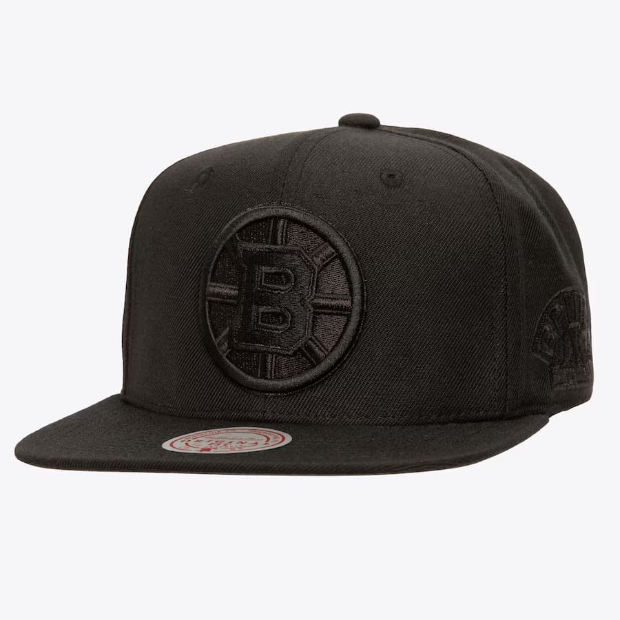 bejsbolka-mitchell-ness-black-boston-bruins-pearl-snapback-hat