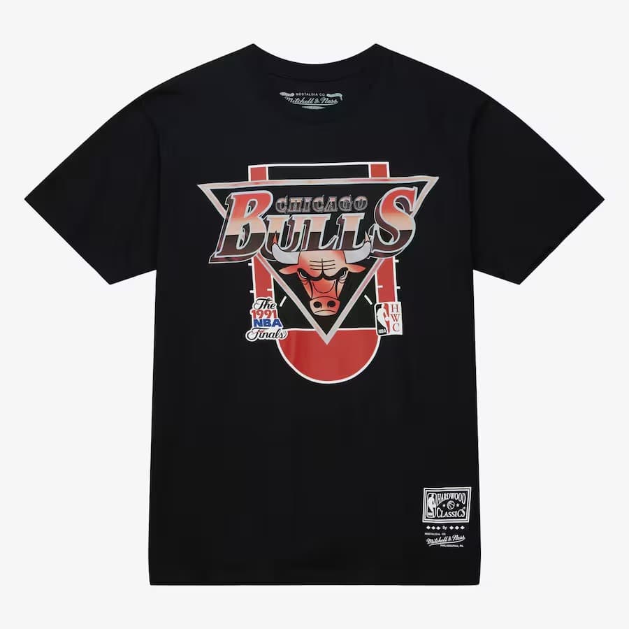 futbolka-mitchell-ness-black-chicago-bulls-hardwood-classics-rock-on-tour-t-shirt