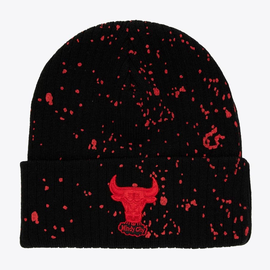 shapka-mitchell-ness-black-chicago-bulls-nep-cuffed-knit-hat