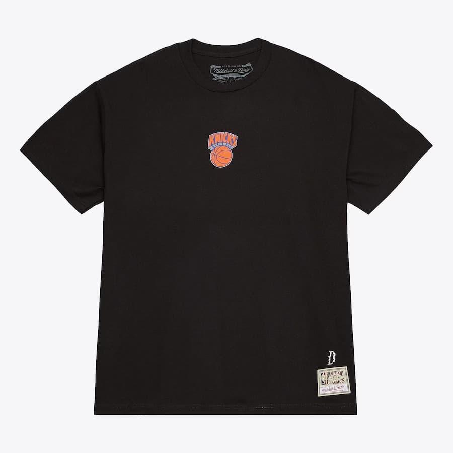 futbolka-mitchell-ness-black-new-york-knicks-x-suga-glitch-t-shirt