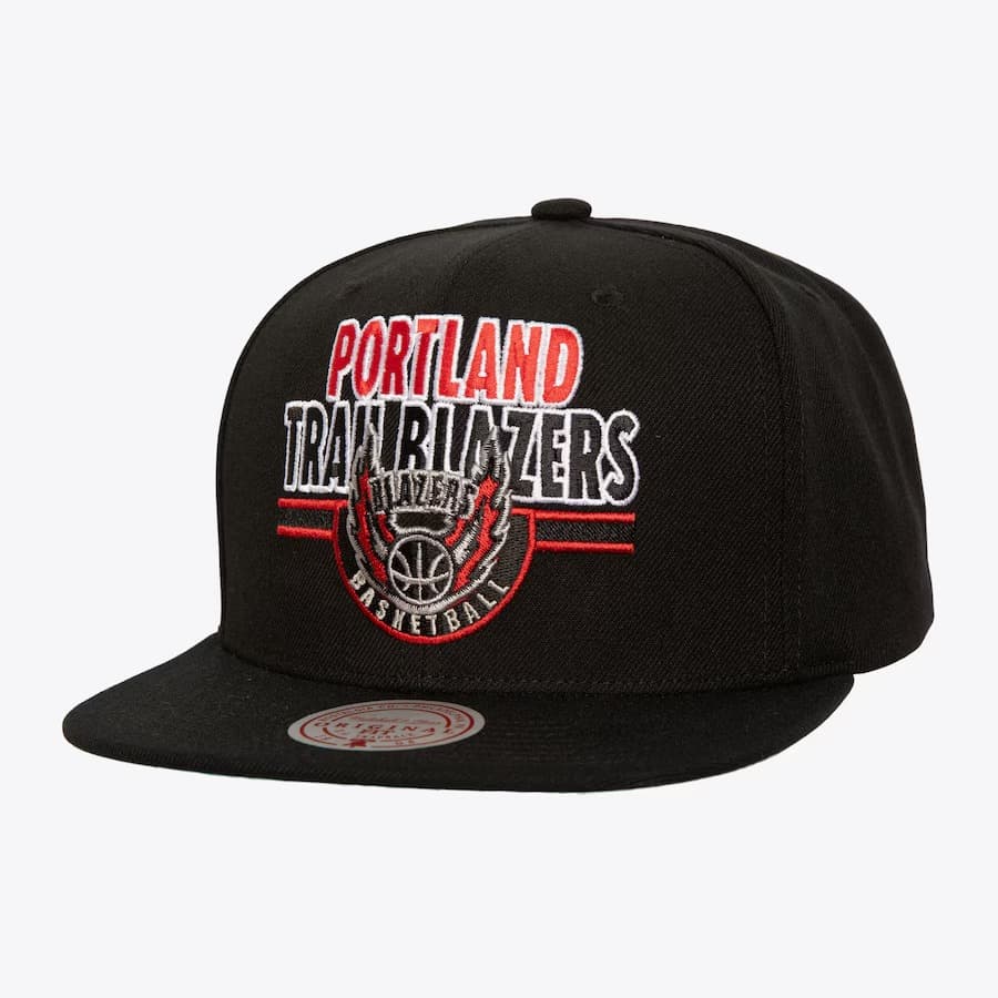 bejsbolka-mitchell-ness-black-portland-trail-blazers-retro-snapback-hat