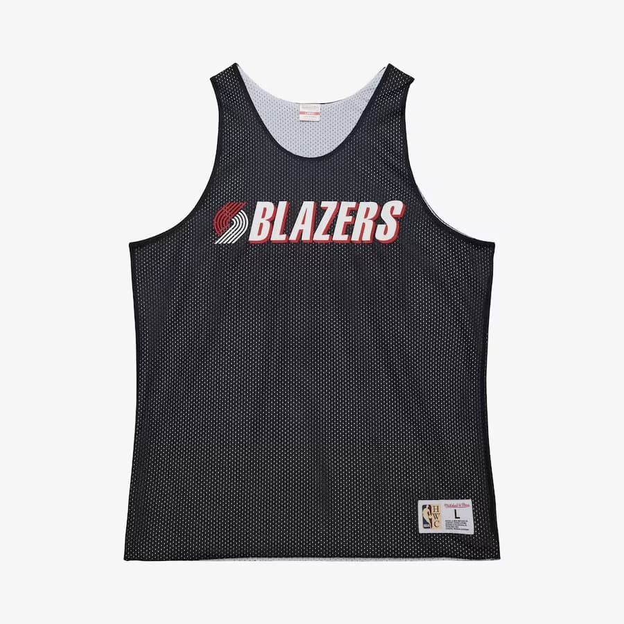 majka-mitchell-ness-black-portland-trail-blazers-vintage-logo-mesh-practice-tank-top