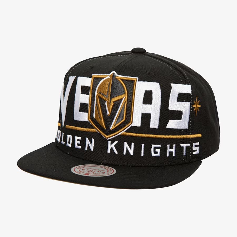 bejsbolka-mitchell-ness-black-vegas-golden-knights-day-4-snapback-hat