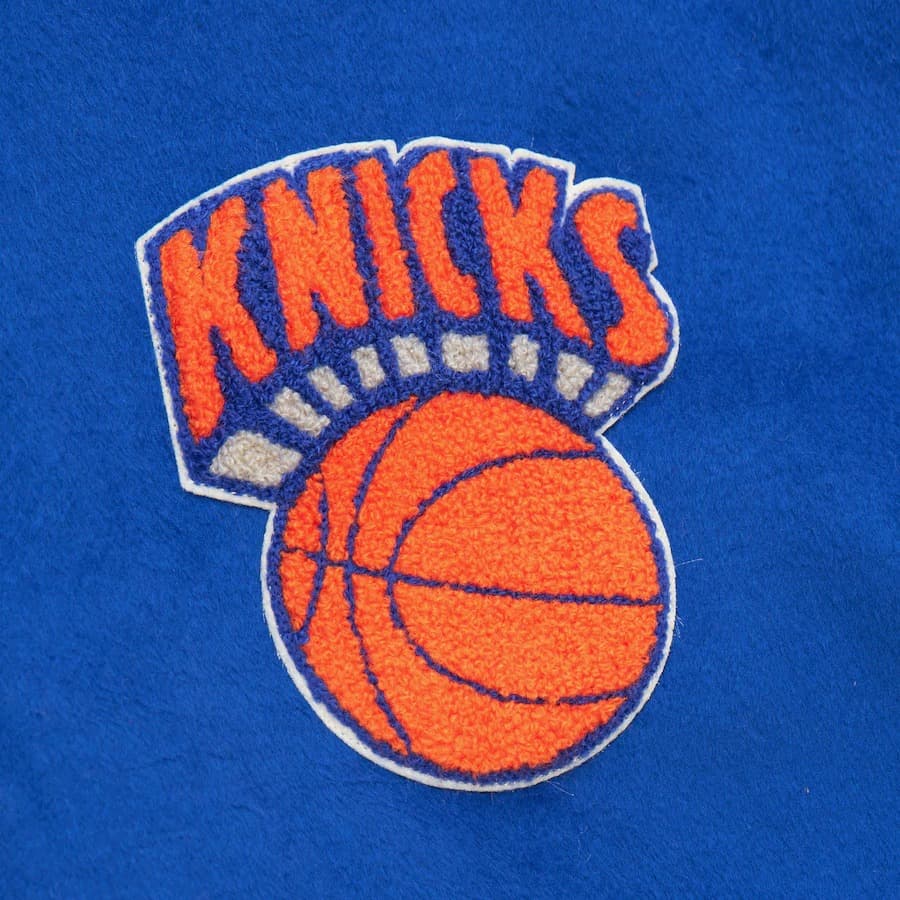 Бомбер Mitchell & Ness Blue New York Knicks Team History Vintage Logo Full-Snap Varsity Jacket