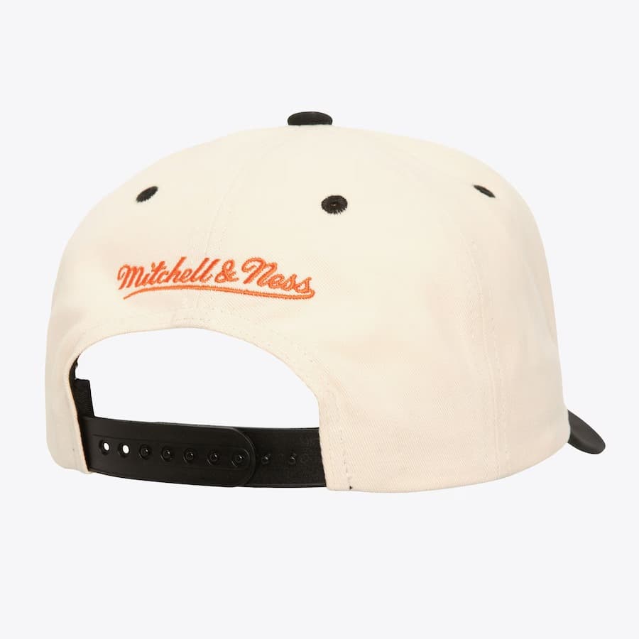 Бейсболка Mitchell & Ness Cream Philadelphia Flyers Vintage Hockey Horizon Pro Crown Snapback Hat