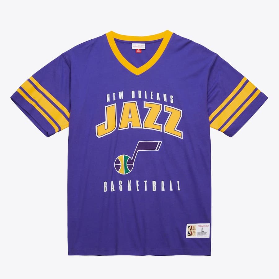 futbolka-mitchell-ness-purple-new-orleans-jazz-hardwood-classics-retro-logo-v-neck-t-shirt