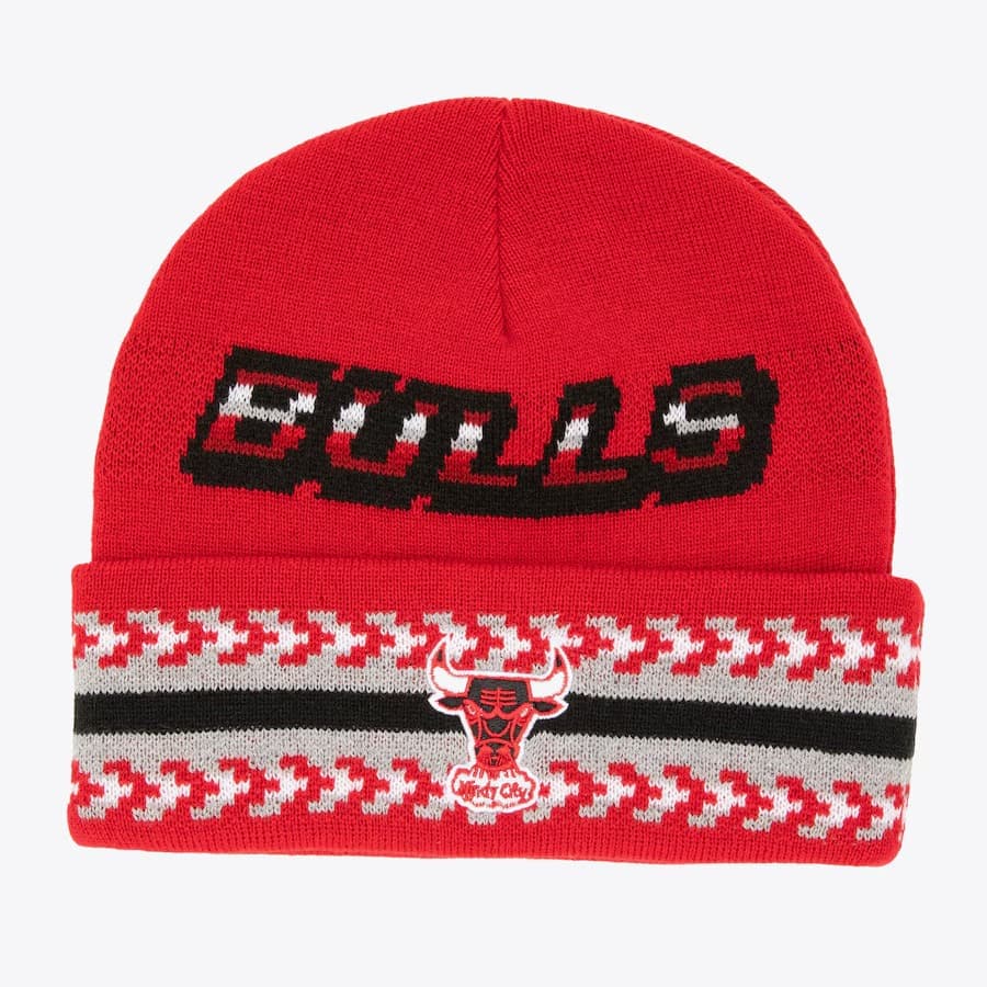 shapka-mitchell-ness-red-chicago-bulls-hardwood-classics-game-on-cuffed-knit-hat