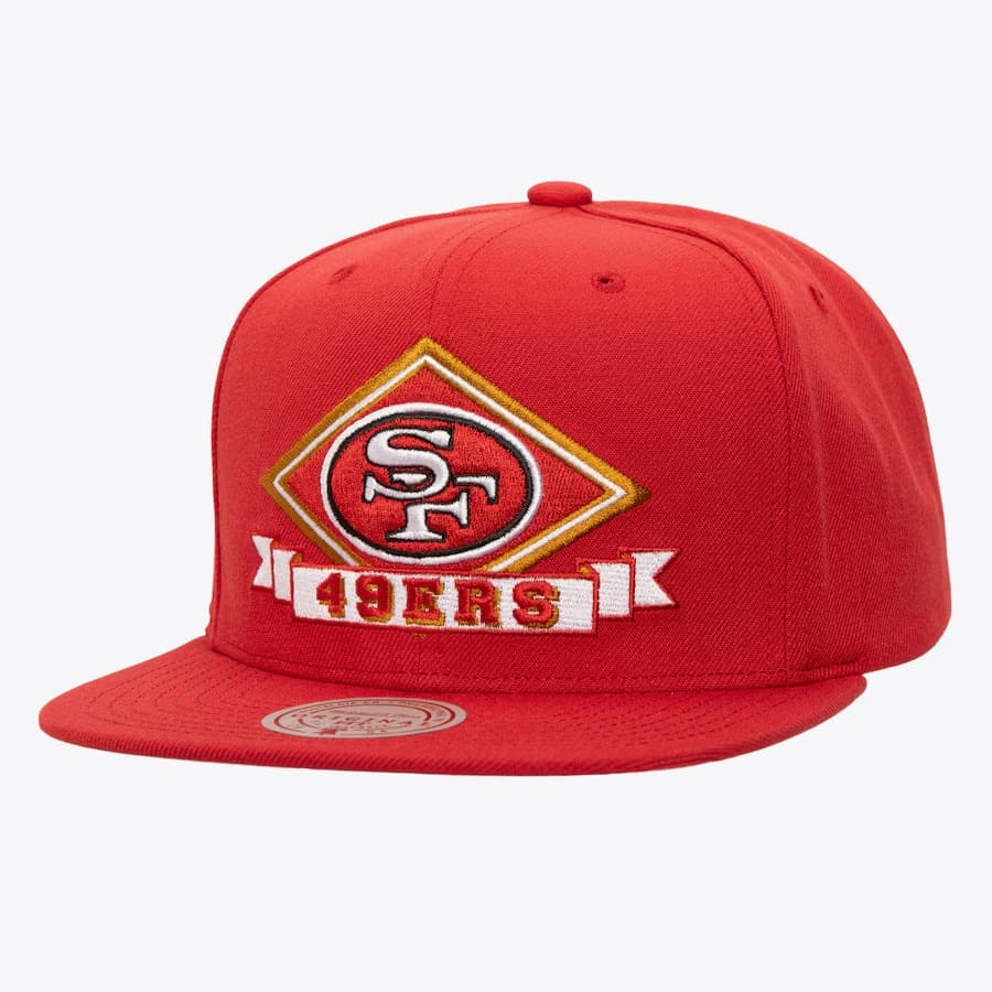 bejsbolka-mitchell-ness-scarlet-san-francisco-49ers-diamonds-up-snapback-hat