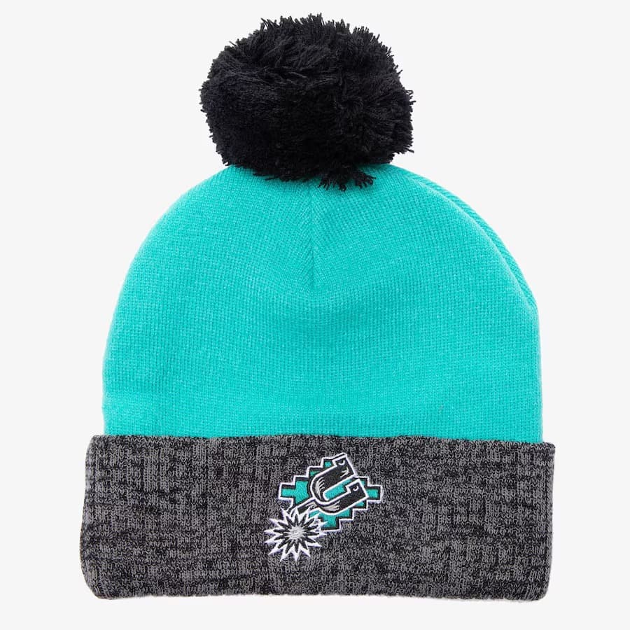 shapka-mitchell-ness-turquoise-gray-san-antonio-spurs-hardwood-classics-two-tone-cuffed-knit-hat-with-pom