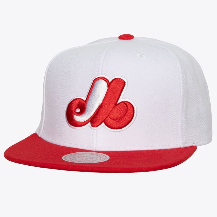 bejsbolka-mitchell-ness-white-montreal-expos-cooperstown-collection-hometown-snapback-hat