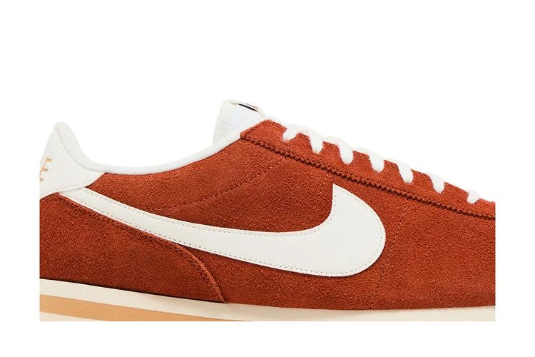 Кроссовки Nike Cortez SE 'Dark Russet'