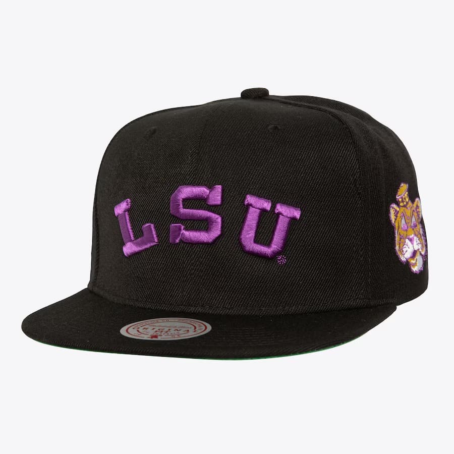 bejsbolka-mitchell-ness-black-lsu-tigers-vault-collection-triple-play-snapback-hat