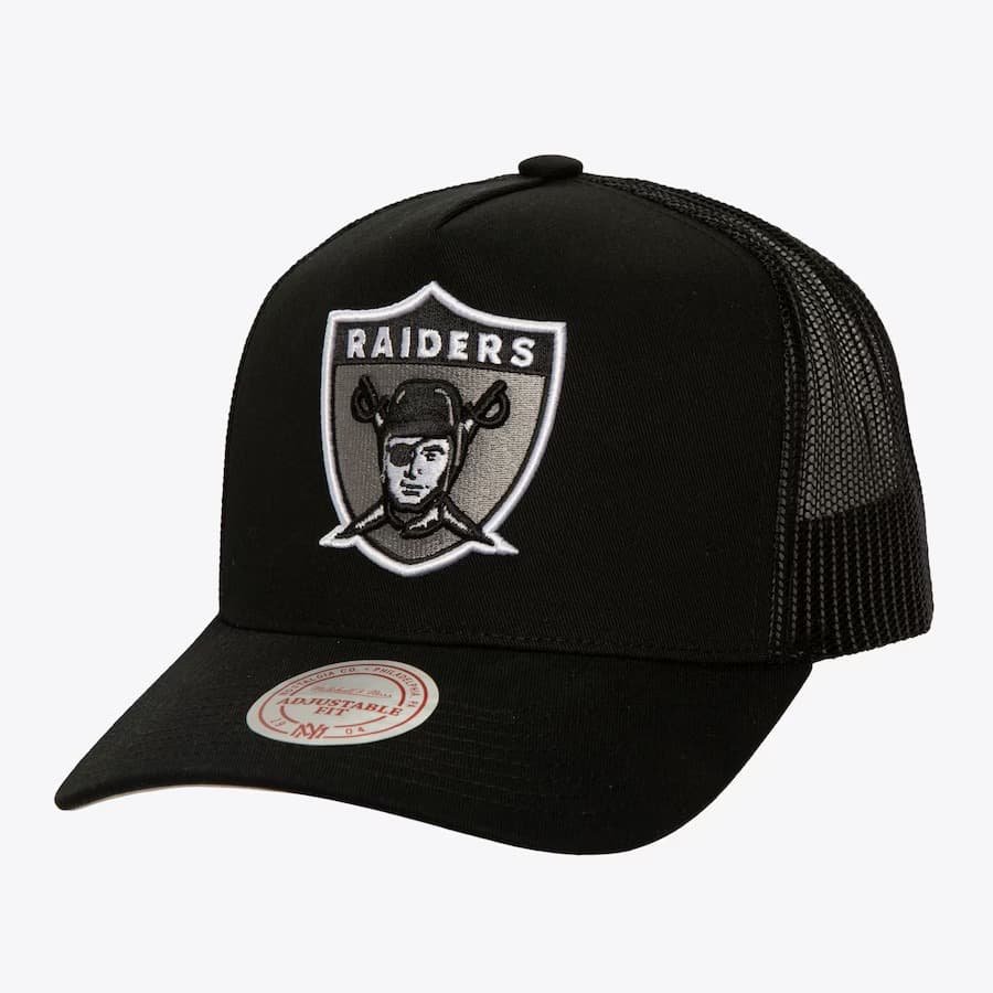 bejsbolka-mitchell-ness-black-los-angeles-raiders-gridiron-classics-core-trucker-snapback-hat