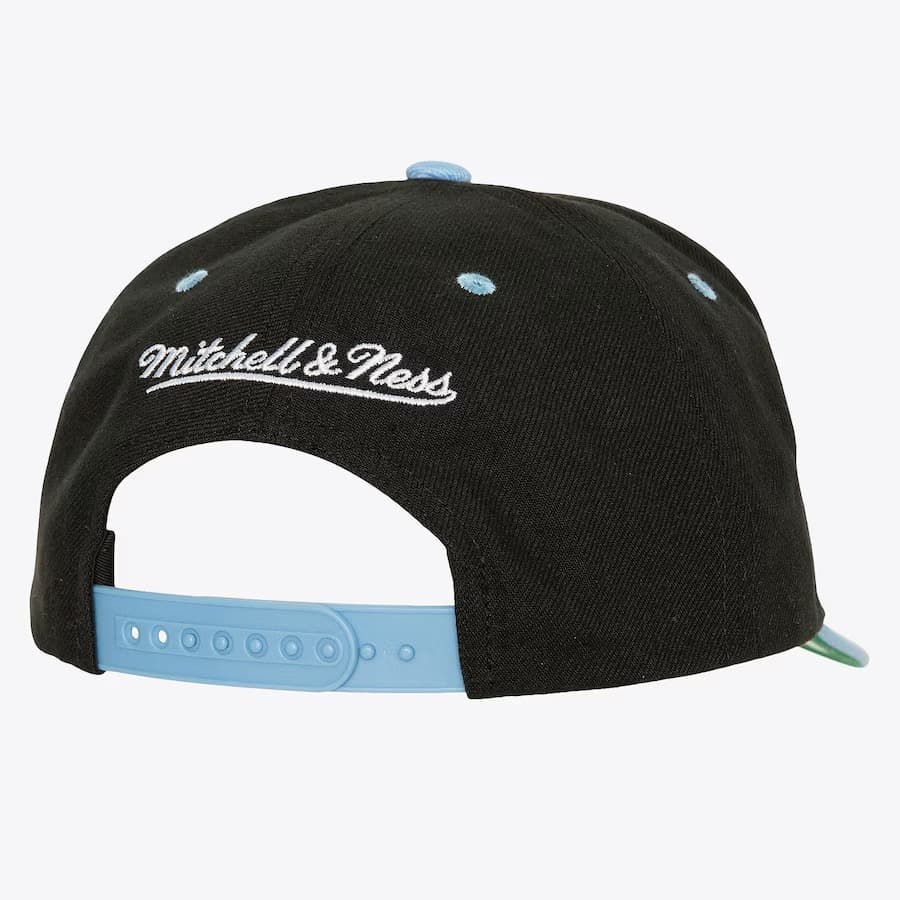 Бейсболка Mitchell & Ness Black North Carolina Tar Heels Tailsweep 2.0 Pro Vintage Snapback Hat