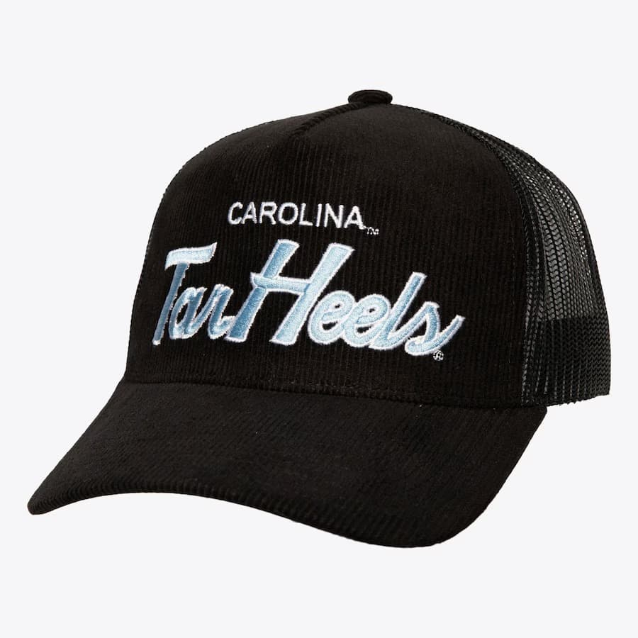 bejsbolka-mitchell-ness-black-north-carolina-tar-heels-times-up-trucker-adjustable-hat