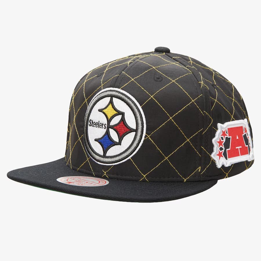 bejsbolka-mitchell-ness-black-pittsburgh-steelers-quilted-taslan-snapback-hat