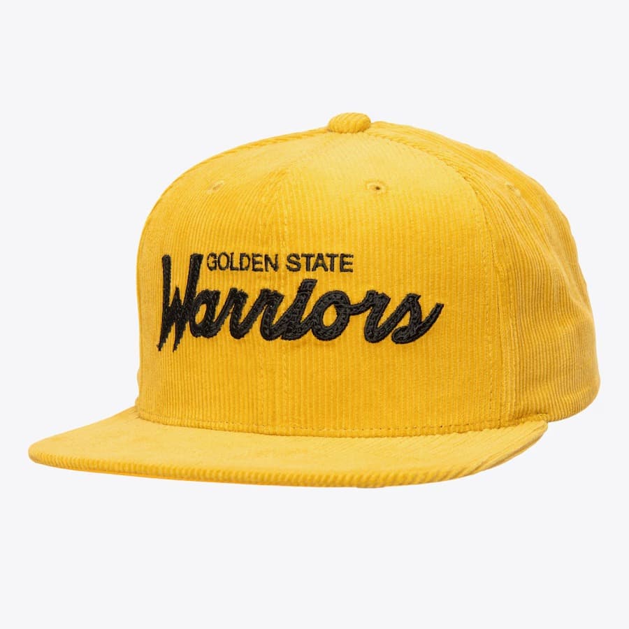 bejsbolka-mitchell-ness-gold-golden-state-warriors-corduroy-snapback-hat