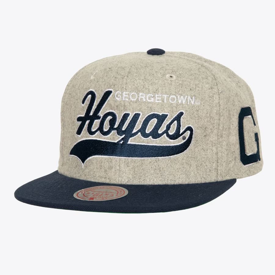 bejsbolka-mitchell-ness-gray-georgetown-hoyas-tailsweep-2-0-melton-vintage-snapback-hat