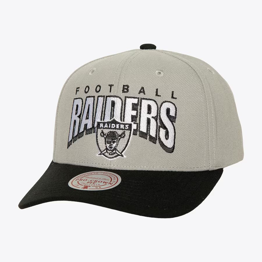 bejsbolka-mitchell-ness-gray-oakland-raiders-boom-text-pro-snapback-hat