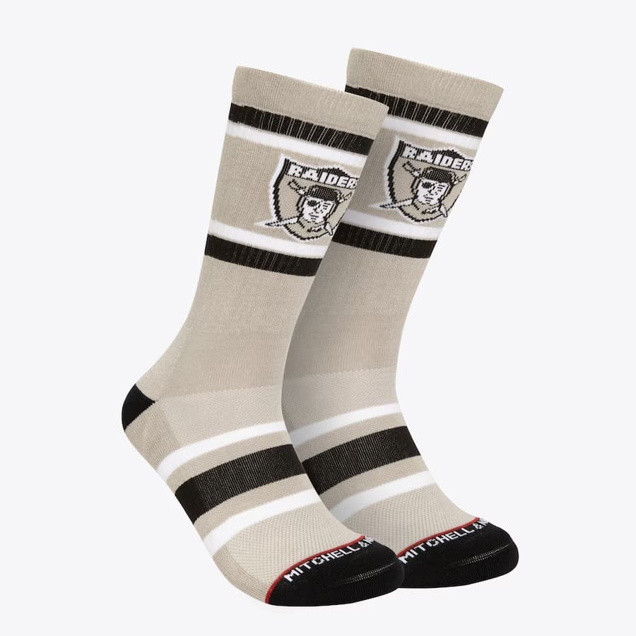 sportivnye-noski-mitchell-ness-gray-oakland-raiders-team-stripes-crew-socks