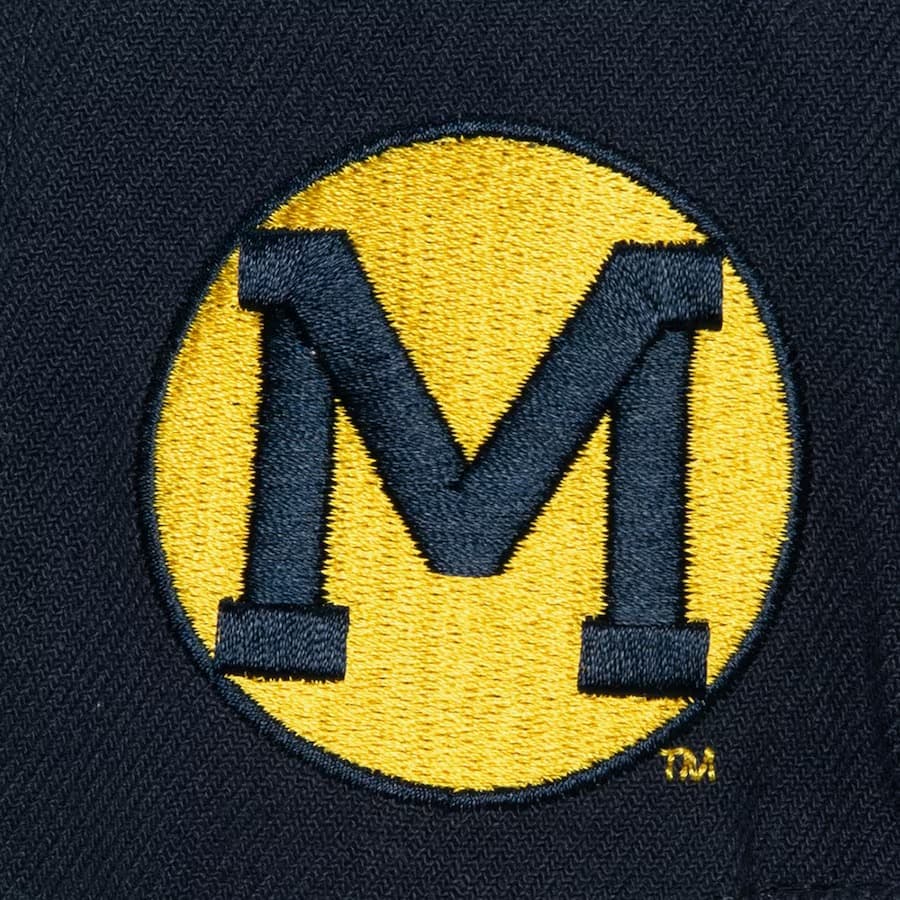 Бейсболка Mitchell & Ness Navy Michigan Wolverines Retro Sport Vintage Snapback Hat