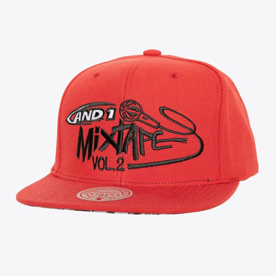 bejsbolka-mitchell-ness-red-and1-mixtape-vol-2-snapback-hat