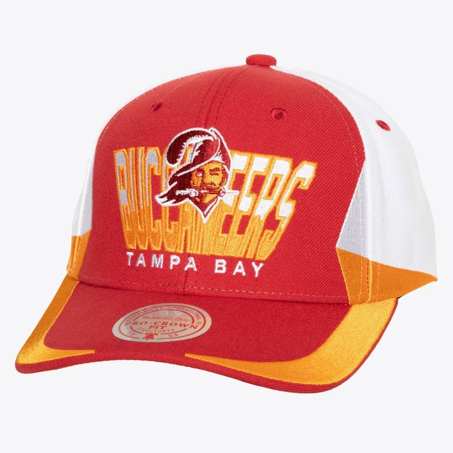 bejsbolka-mitchell-ness-red-tampa-bay-buccaneers-retrodome-pro-snapback-hat